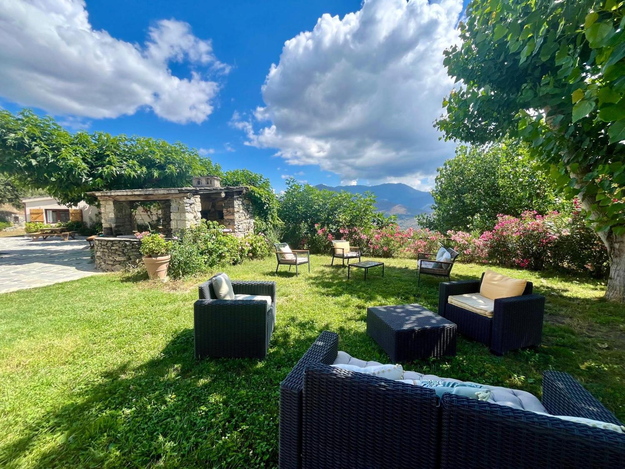 L'Albadu Villa Corte  Bagian luar foto